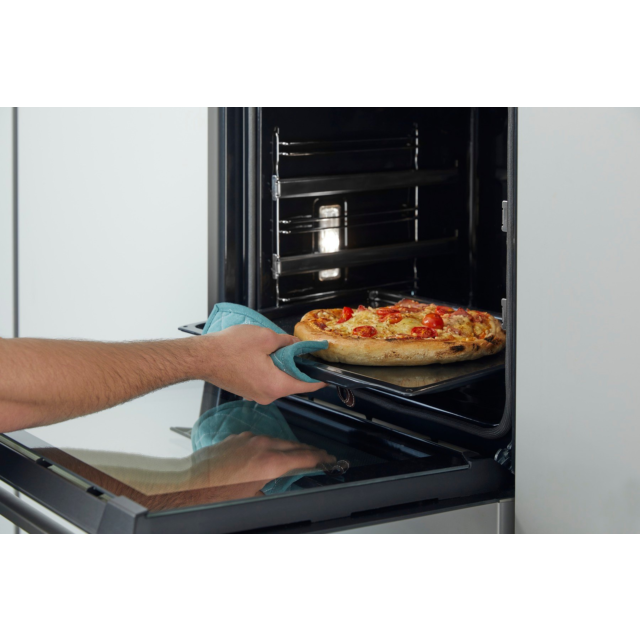 Hisense BI62212AXUK 59.5cm Built In Electric Single Oven - Stainless Steel